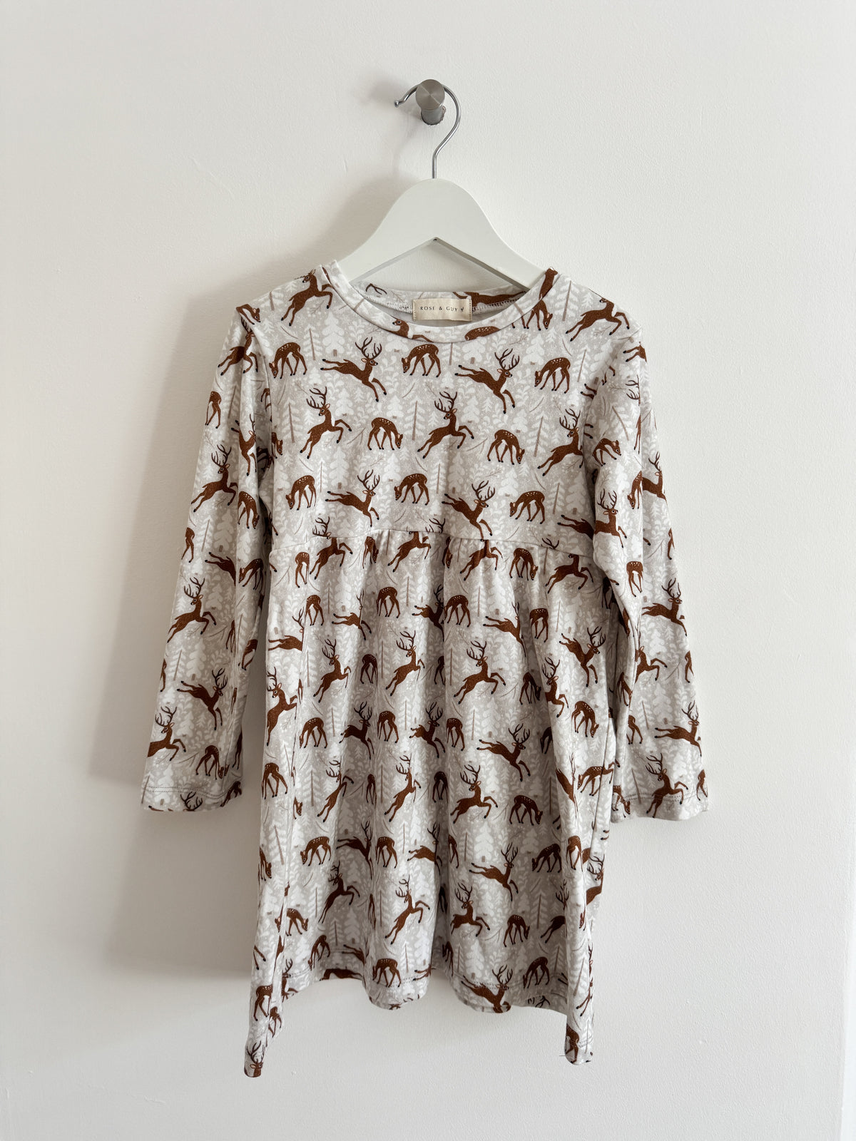 PRELOVED SNOWY REINDEER QUINNY DRESS 5-6 YEARS
