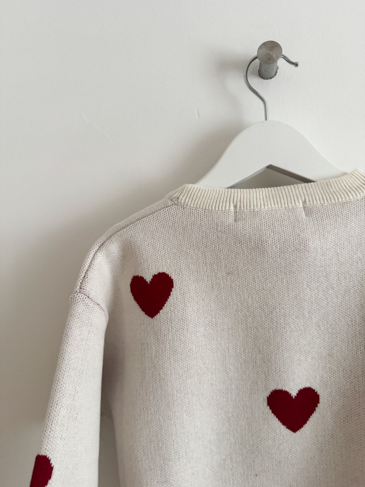 SECONDS HEART JUMPER  5-6 YRS