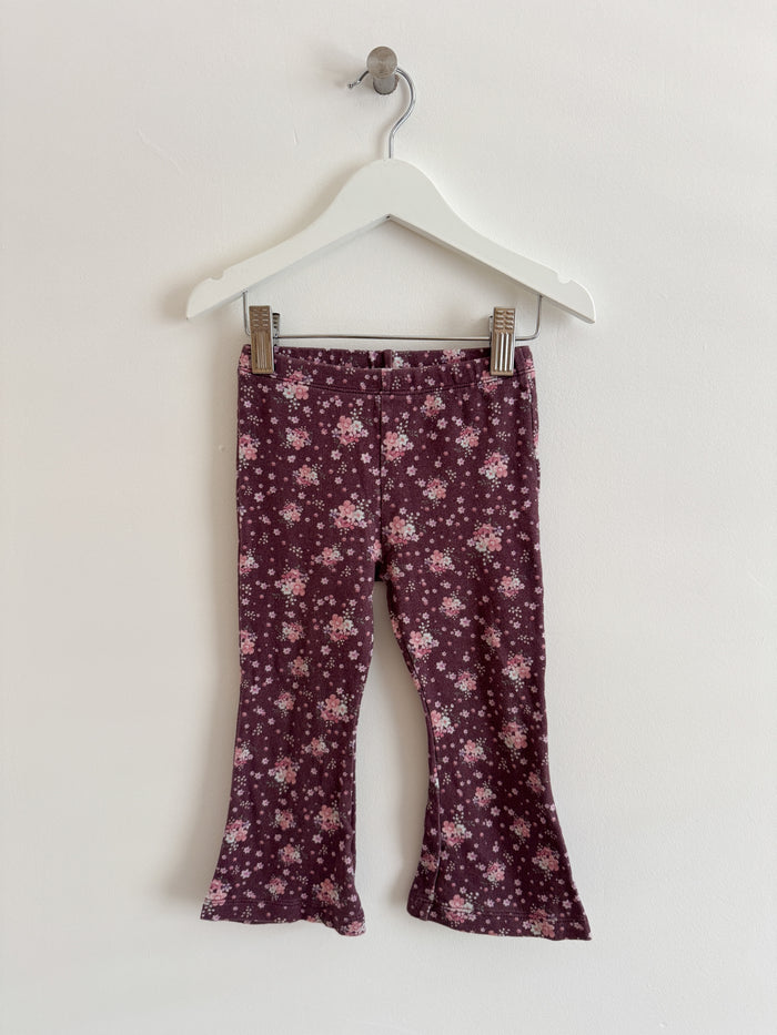 PRELOVED WINTERBERRY FLARES 1-2 YEARS