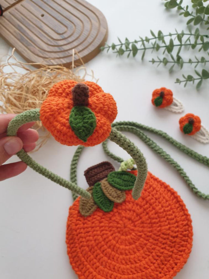 PUMPKIN CROCHET HAIRBAND