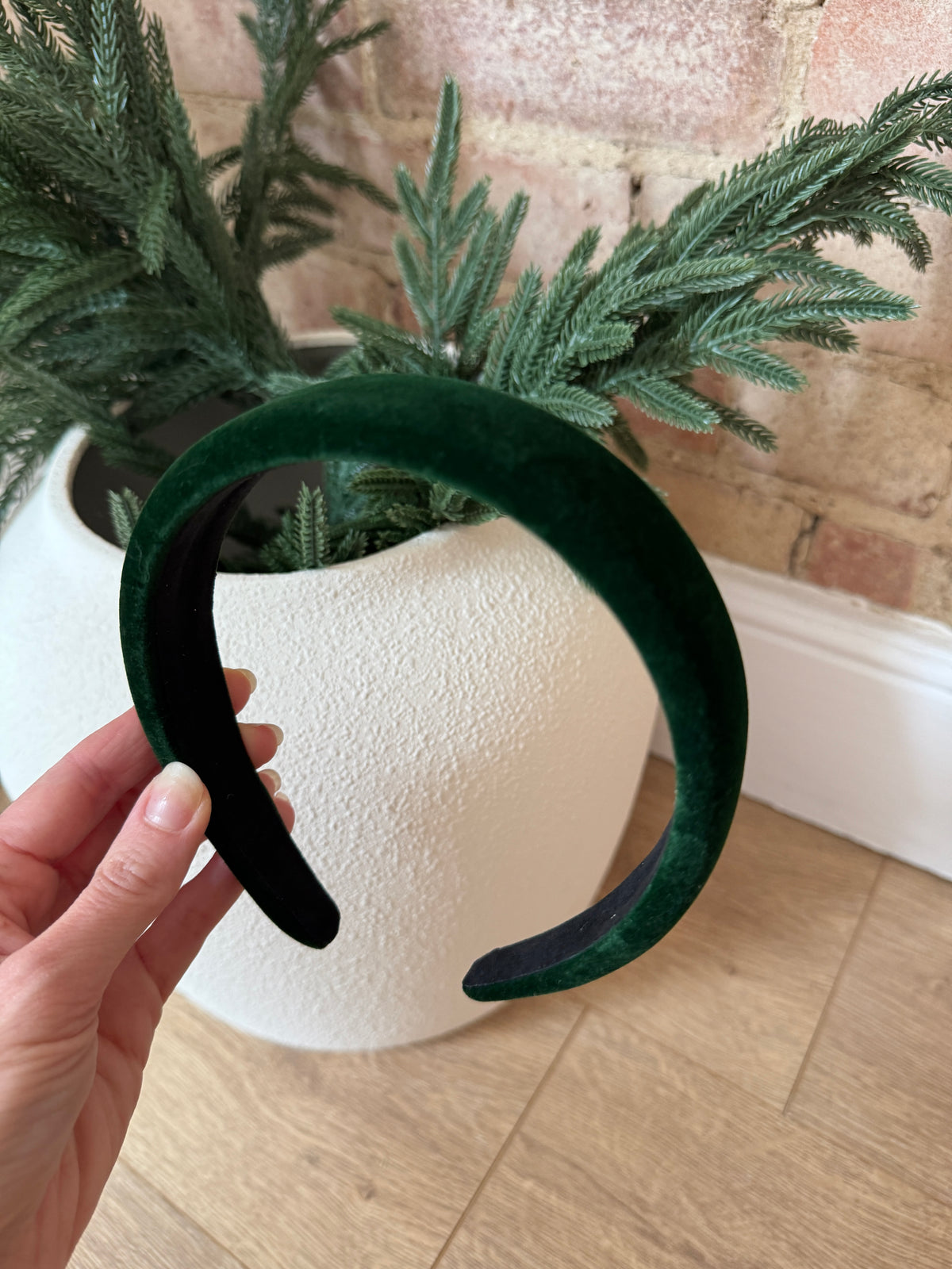 EMERALD VELVET HAIRBAND