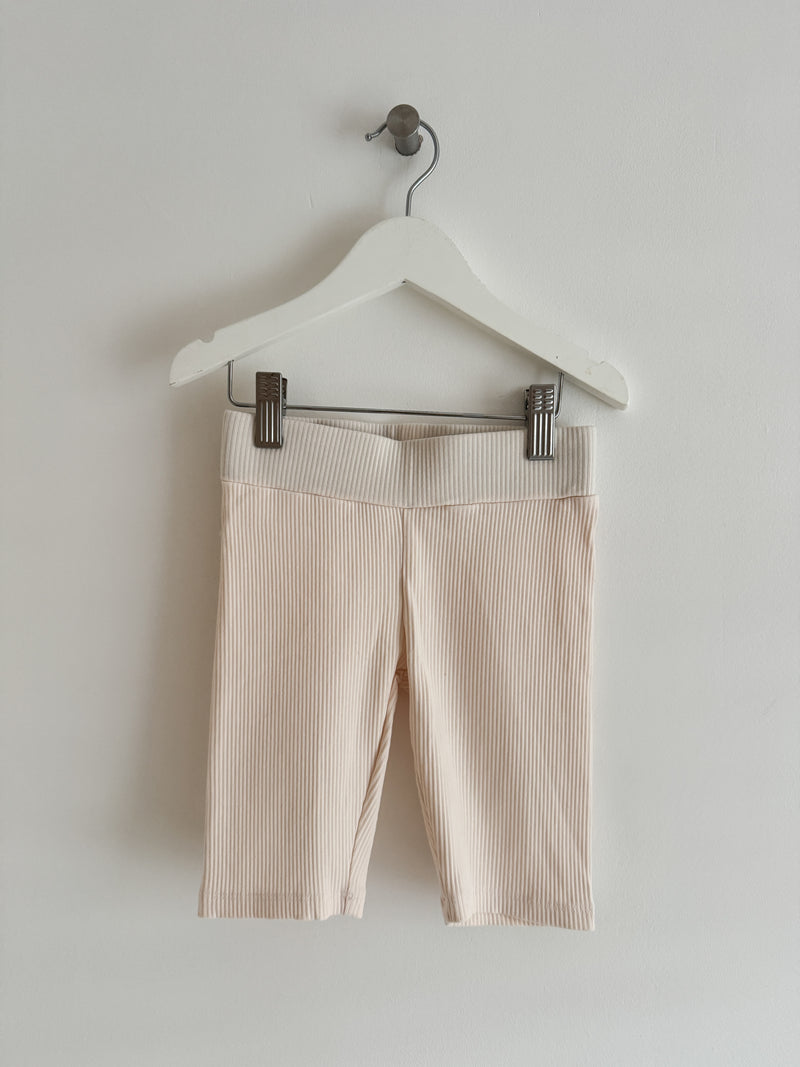 PRELOVED OATMEAL CYCLING SHORTS 4-5 YEAR