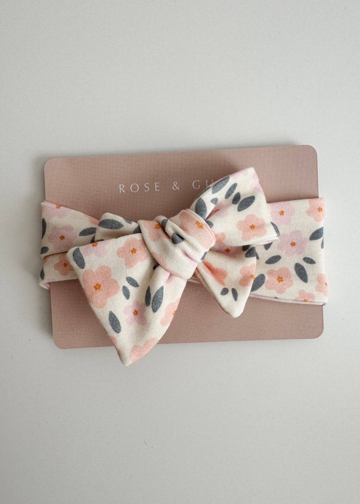 PEACHY FLORAL TOP KNOT