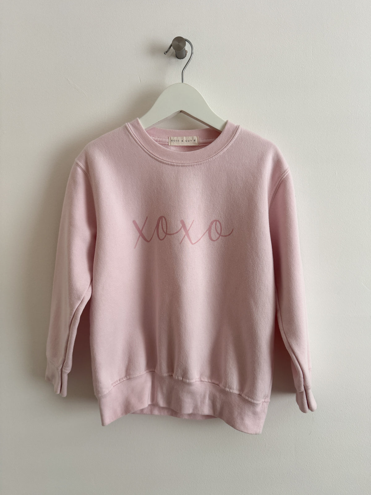 PRELOVED XOXO SWEATSHIRT 4-5 YEARS