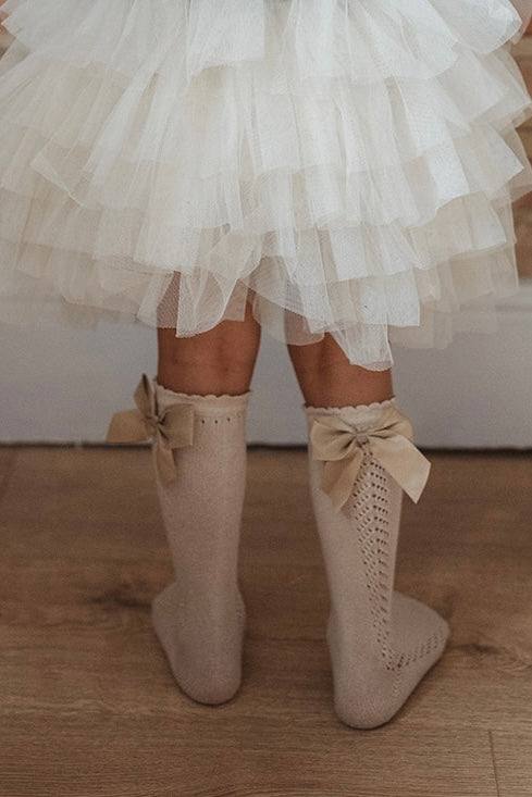 BEIGE BOW SOCKS