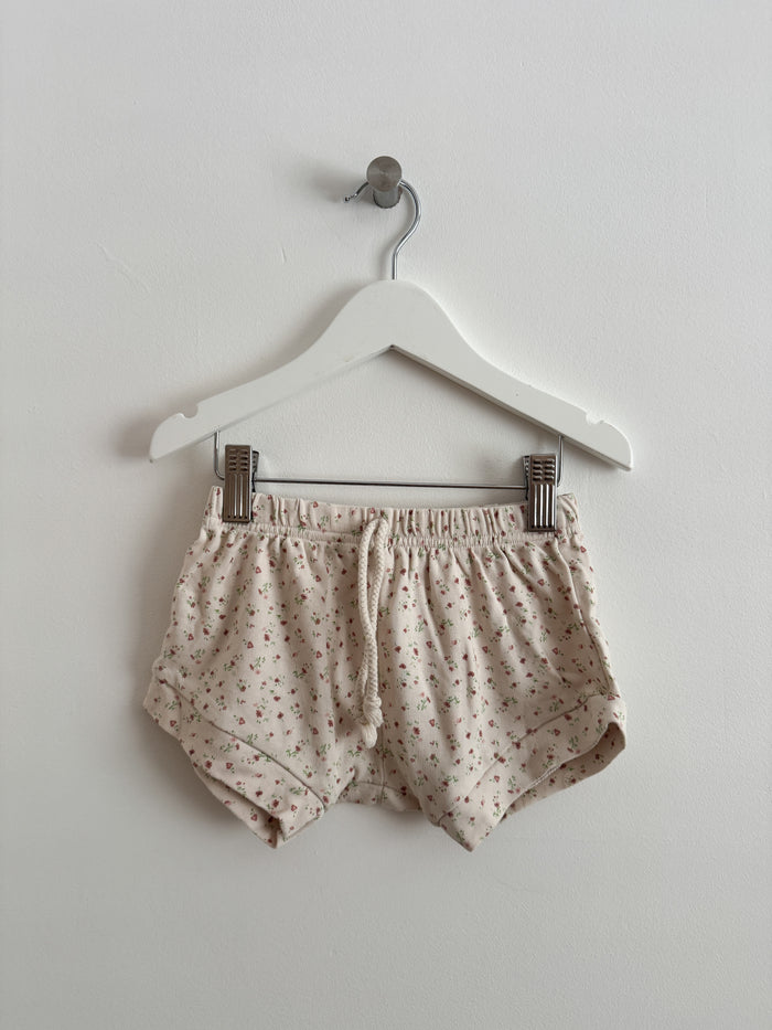 PRELOVED VINTAGE FLORAL SHORTS 2-3 YEARS
