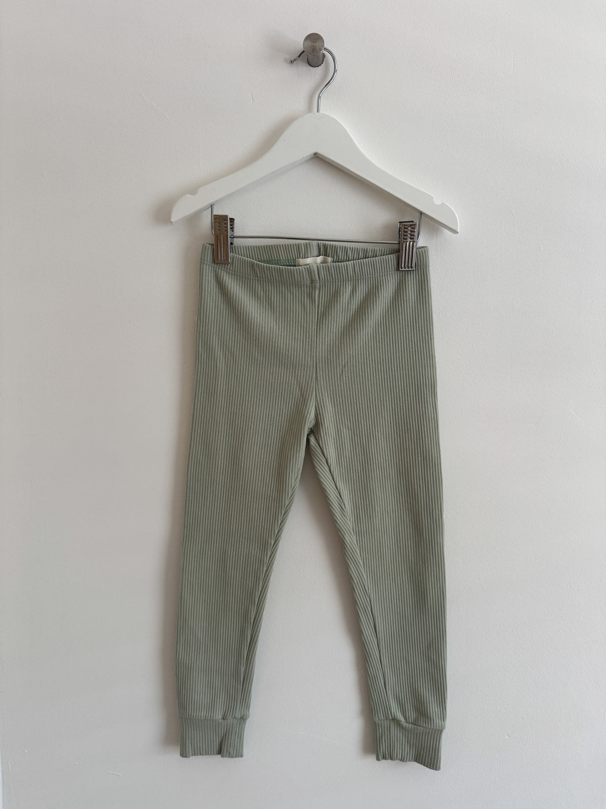 PRELOVED SAGE LEGGINGS 4-5 YEARS