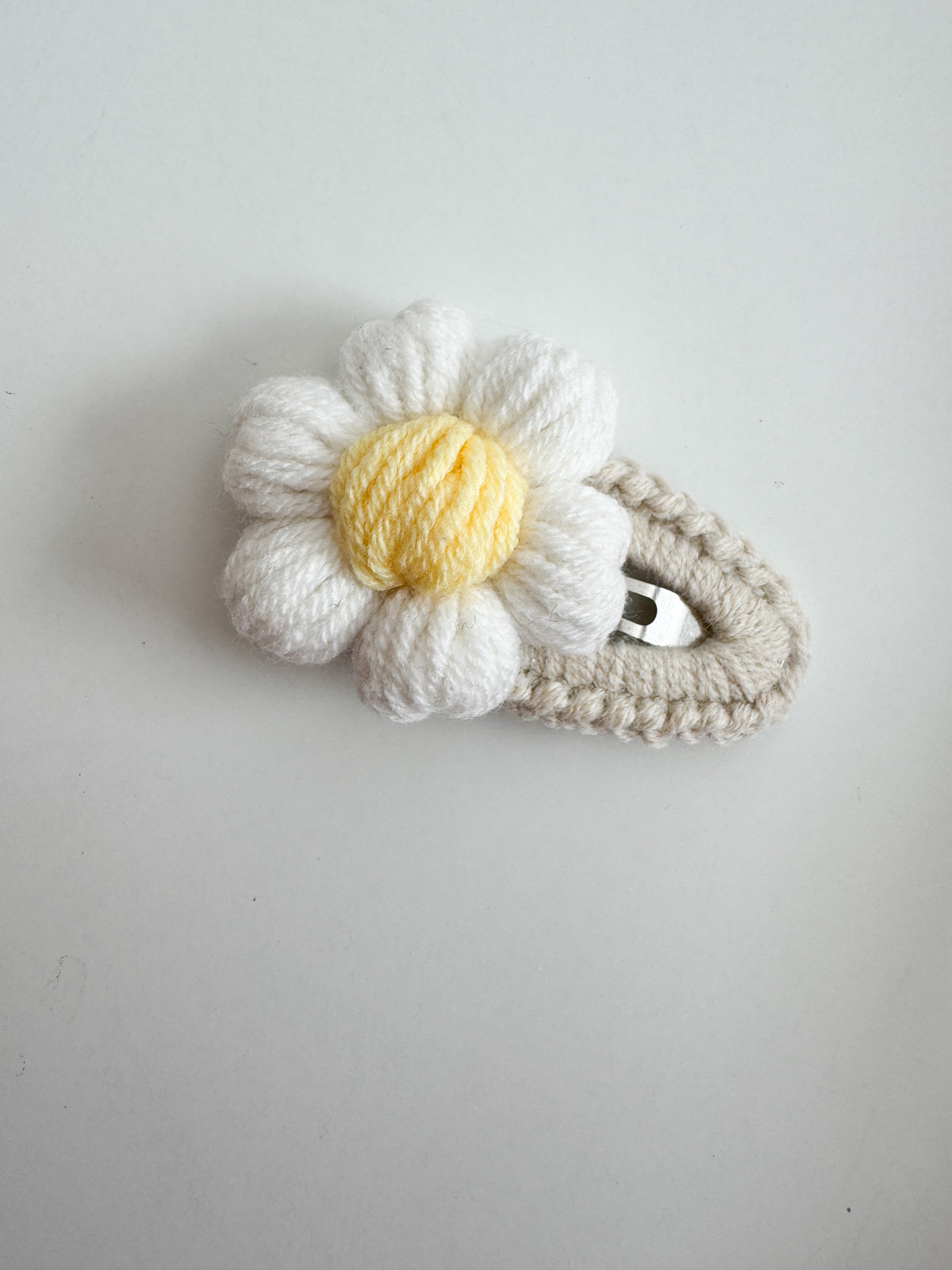 DAISY CROCHET CLIPS