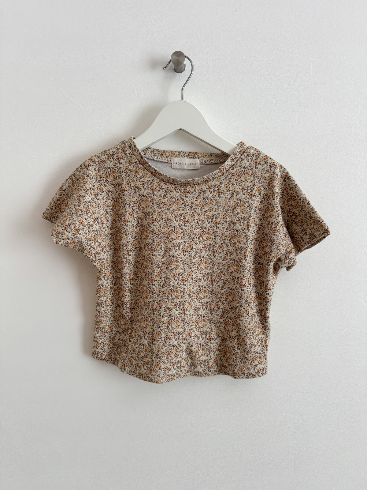 PRELOVED SUMMER MEADOW FRANKIE TEE 5-6 YEARS