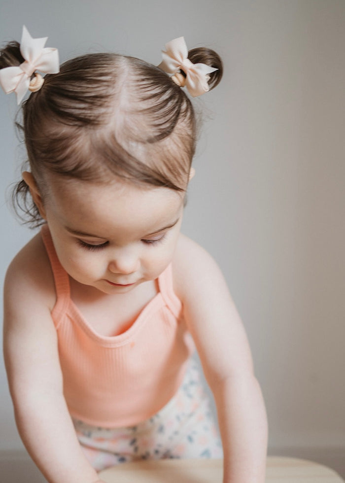 PEACH RIBBED VEST