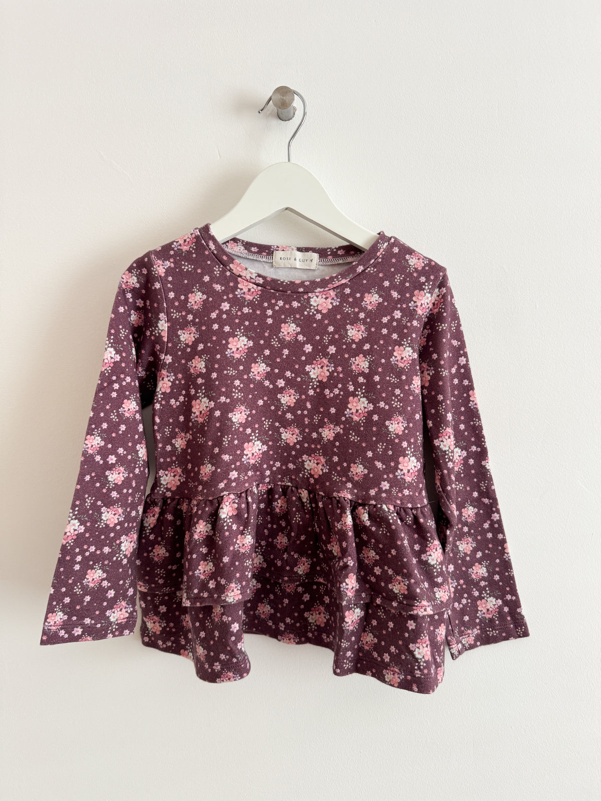 PRELOVED WINTERBERRY PEPLUM TOP 6-7 YEARS