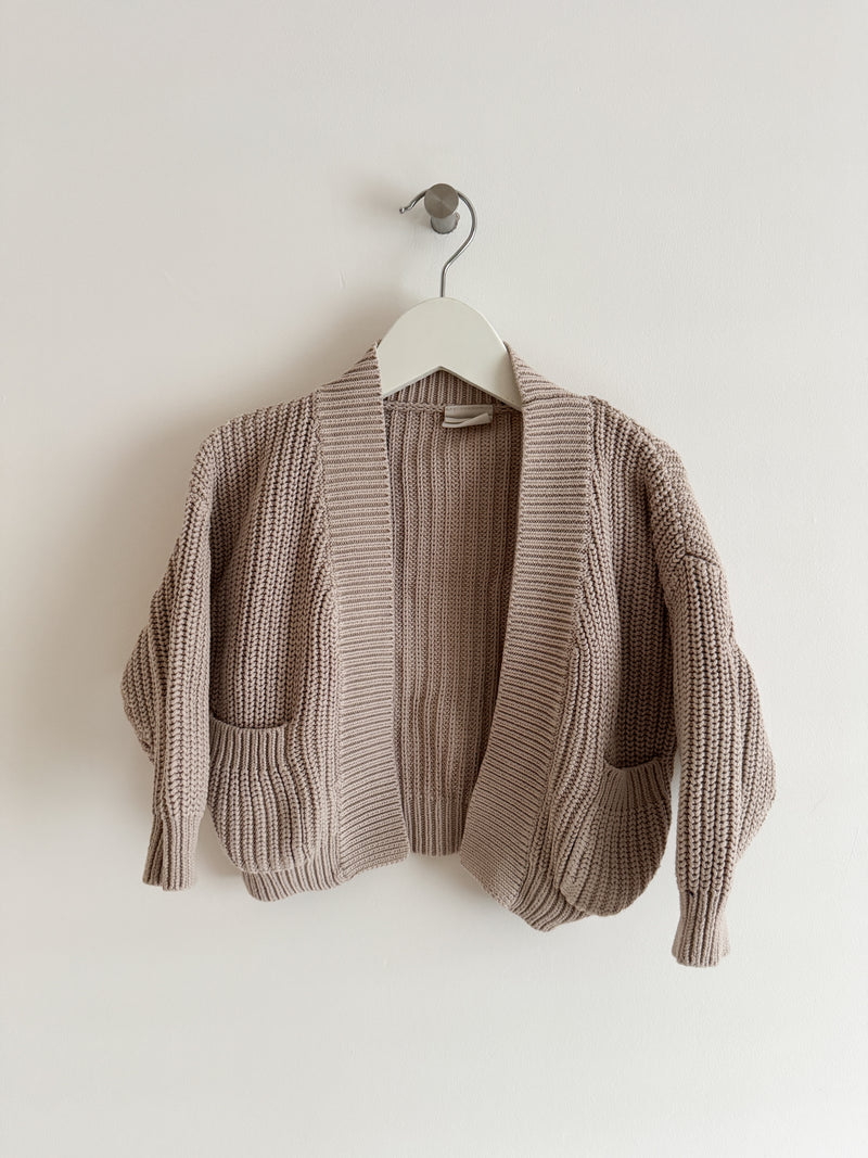 PRELOVED OATMEAL POCKET CARDIGAN 6-12 MONTHS