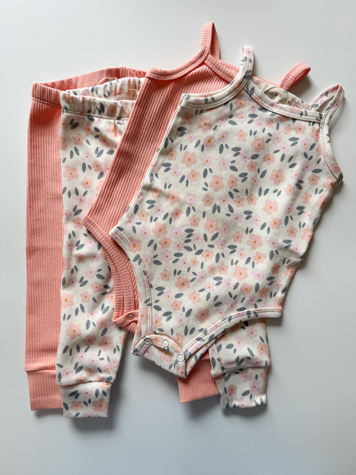 MULTIBUY LEGGING & VEST OFFER - PEACH